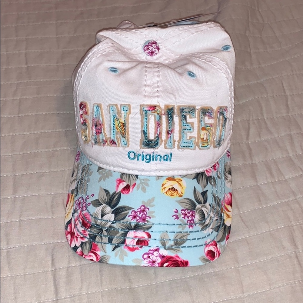 Women’s San Diego Hat